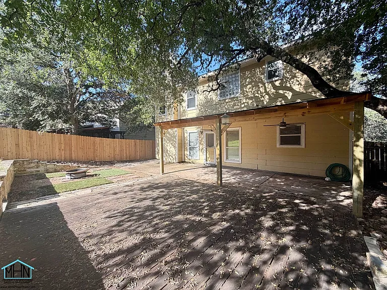 518 Willow Grove Dr — Photo 35
