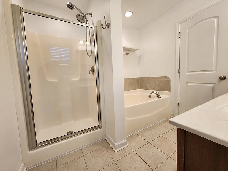 303 Wynbrookee Ln — Photo 16