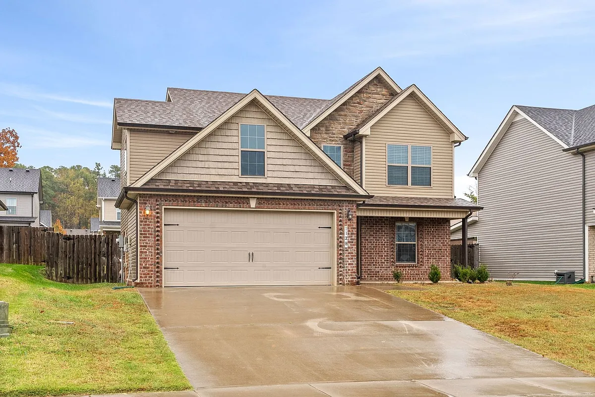 Building Photo - 1128 Gentry Dr