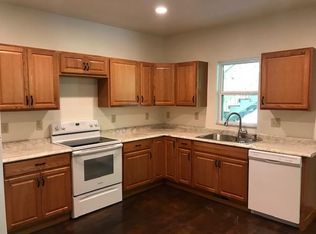 515 N 9th St, Manhattan, KS 66502