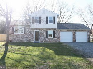 11222 Old Leavells Rd, Fredericksburg, VA 22407