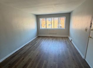 404 Stuyvesant Ave APT 5, Irvington, NJ 07111