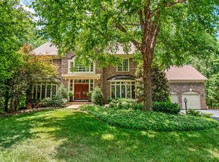 12044 Creekbend Dr, Reston, VA 20194