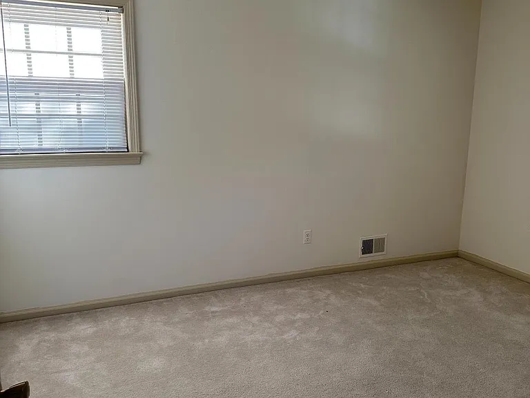 7213 Righters Mill Rd — Photo 15