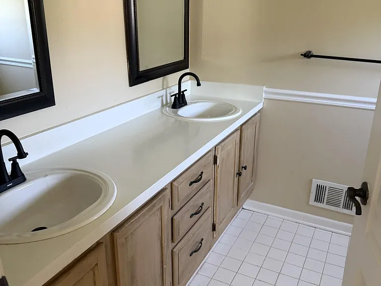 3904 Plowmans Ct — Photo 10