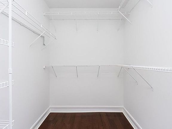 3rd image of 20890 NE 31st Pl