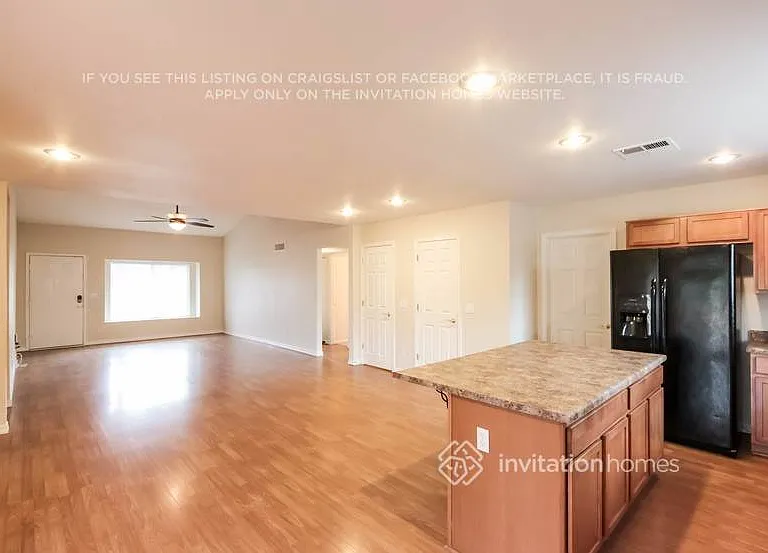 2551 E Diamond Cir — Photo 9