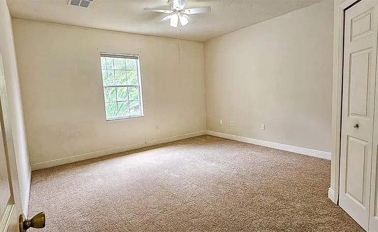 200 Southern Pecan Cir #203 — Photo 12