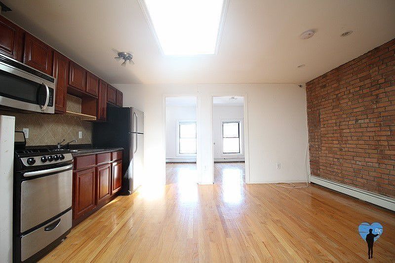 1st image of 160 Putnam Ave #4R