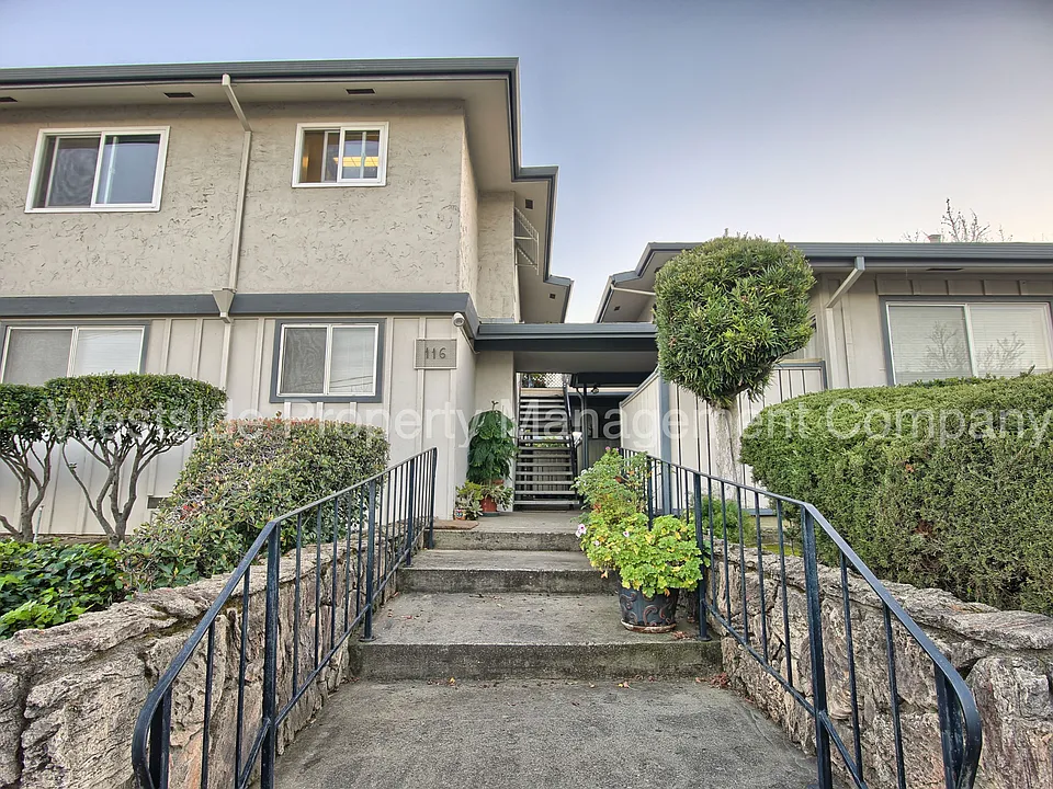 116 Towne Ter #3