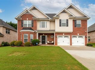 971 Yancey Ct, Loganville, GA 30052