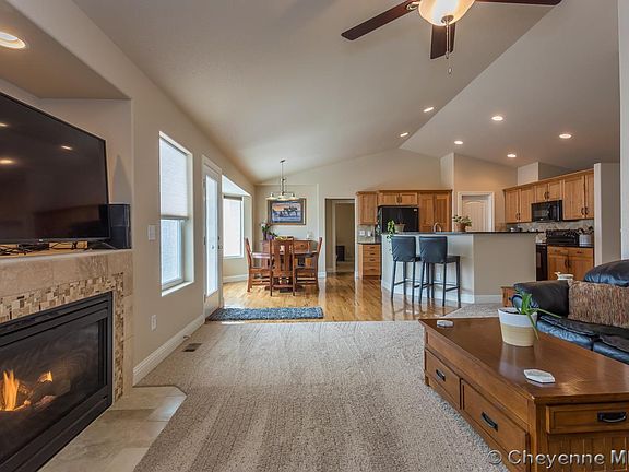 5th image of 5000 Carmel Dr