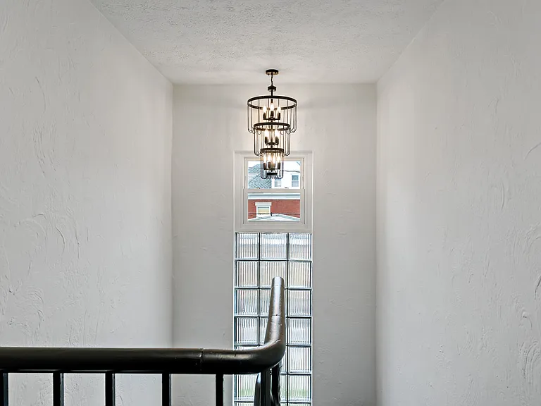 315 N Washington St #10 — Photo 8