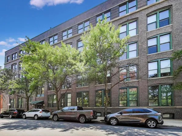 1327 W Washington Blvd APT 4C, Chicago, IL 60607