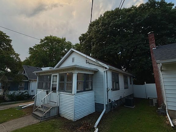 2nd image of 1115 Eastholme Ave