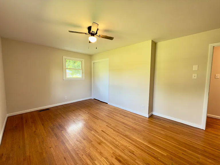 222 Yorktown Rd — Photo 23