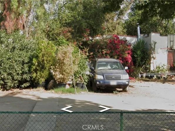 6930 Tyrone Ave, Van Nuys, CA 91405