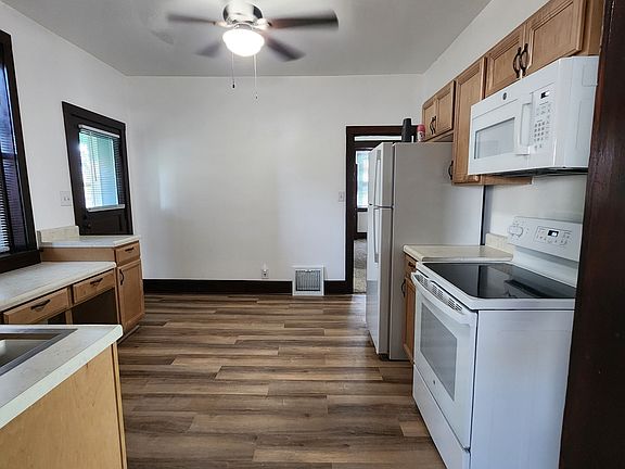 5th image of 2407 Windsor Ave #11275850