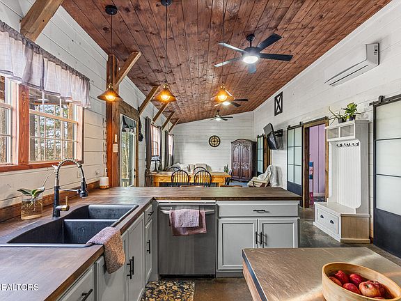 5th image of 361 County Road 38