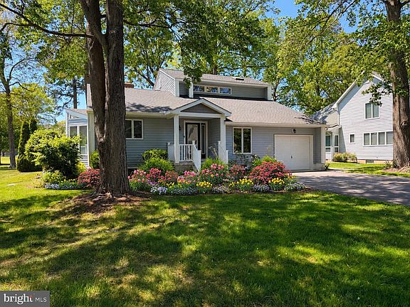 2nd image of 29580 Turnberry Dr
