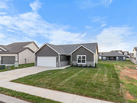 3rd image of 1430 Dan Brown Dr