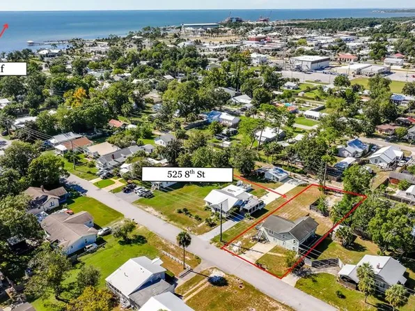 525 8th St, Port Saint Joe, FL 32456