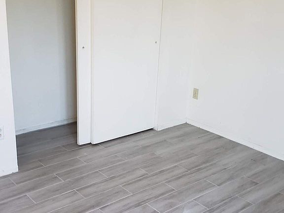 3rd image of 1701 N 6th Ave