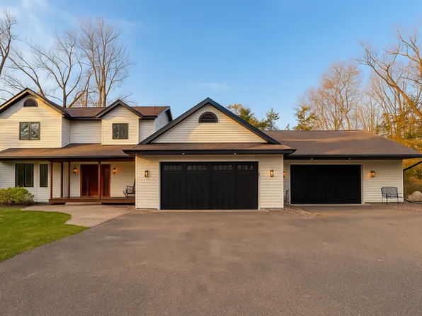 10110 Arcola Trl N, Stillwater, MN 55082