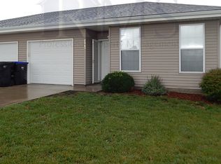 2902 SE Walnut Dr, Topeka, KS 66605