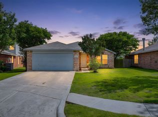 3855 Hunters Point Way, Fort Worth, TX 76123