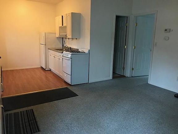 5th image of 48 Rosemont Ave