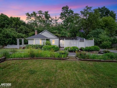 2341 Hester Ct, Keego Harbor, MI, 48320