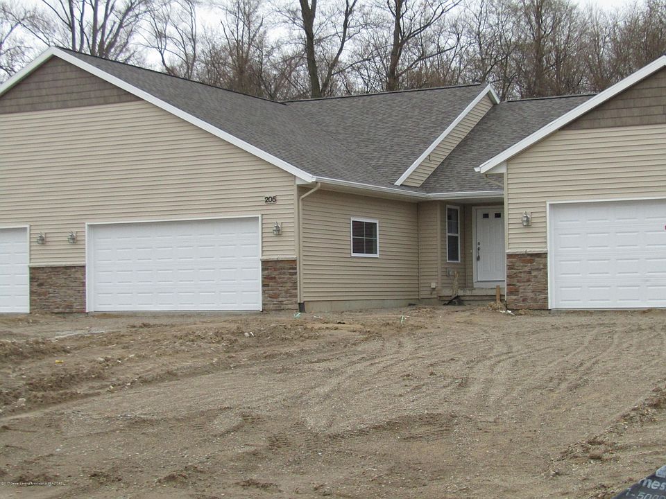 1st image of 205 Barrington Cir #65