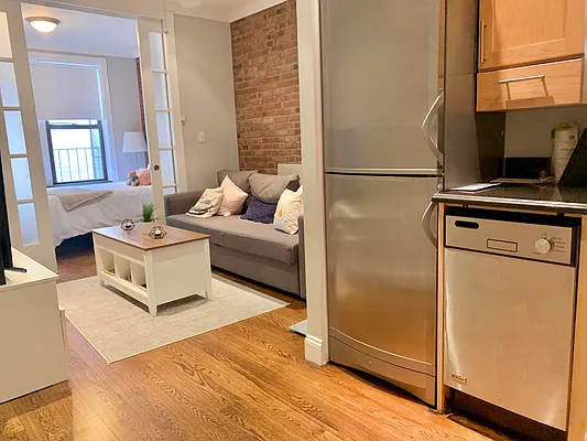 Rented by Corcoran | media 20