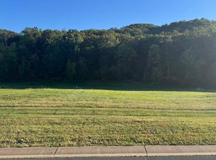 2725 Oakhurst Dr, Lake City, MN 55041