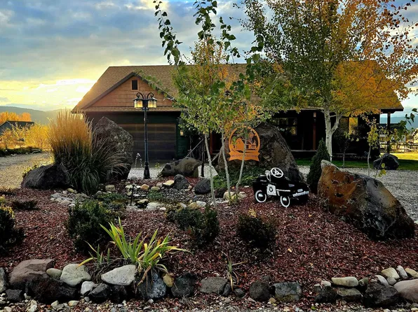420 E Circle Dr, Thayne, WY 83127