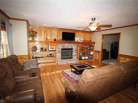 3rd image of 3125 N 110th St