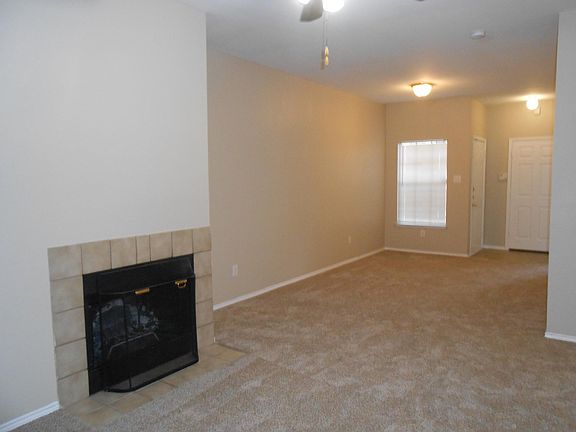 4th image of 3229 Donnelly Cir