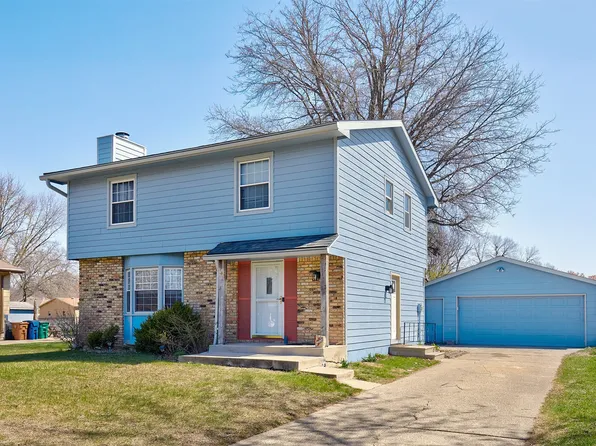 4405 71st St, Urbandale, IA 50322