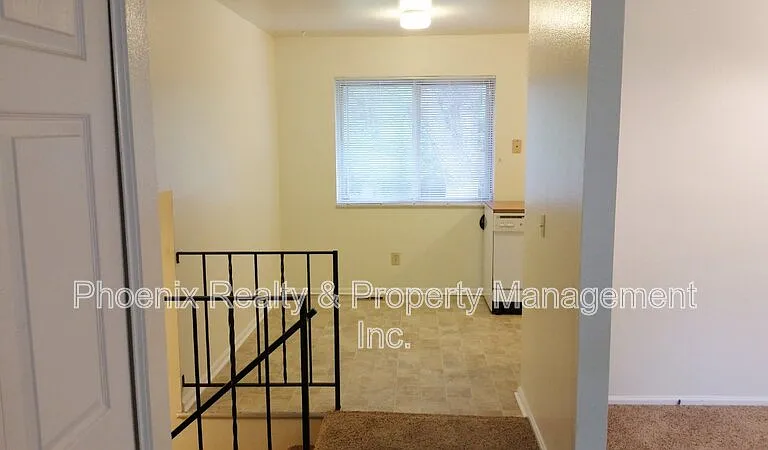 2332 McKinley Ave — Photo 5