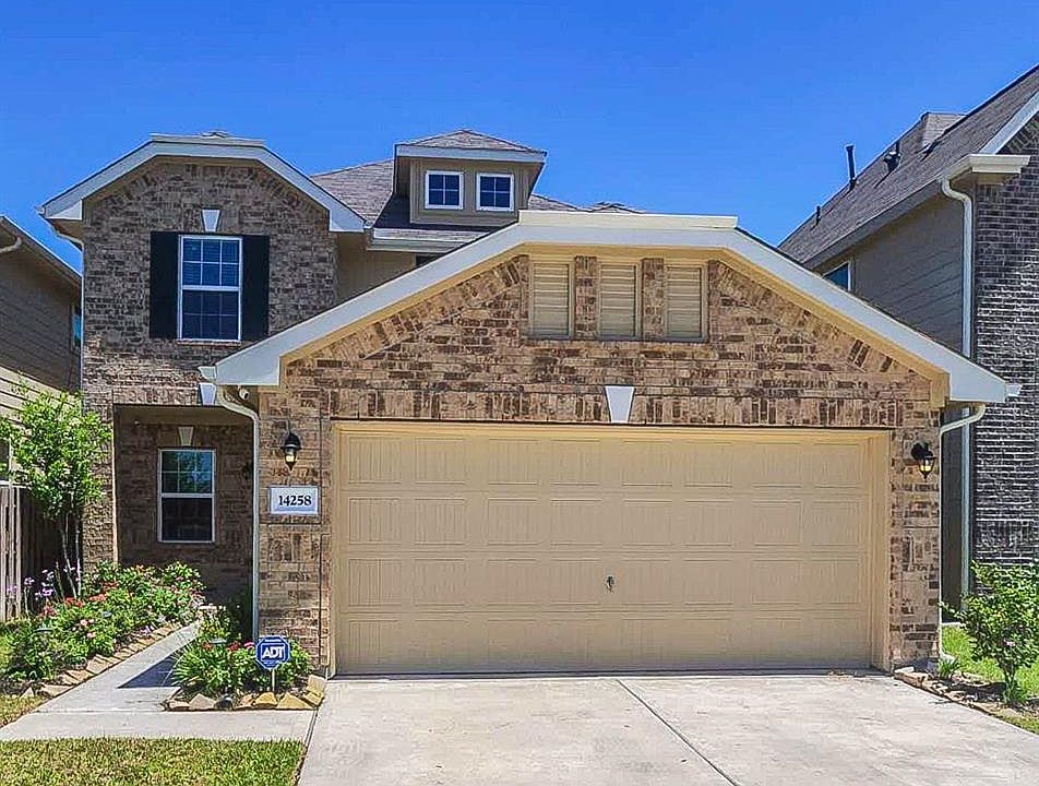 1st image of 14258 Dos Palos Dr