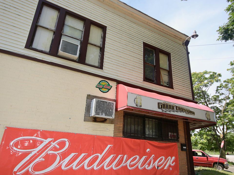 1010 Pipestone St, Benton Harbor, MI 49022 Zillow