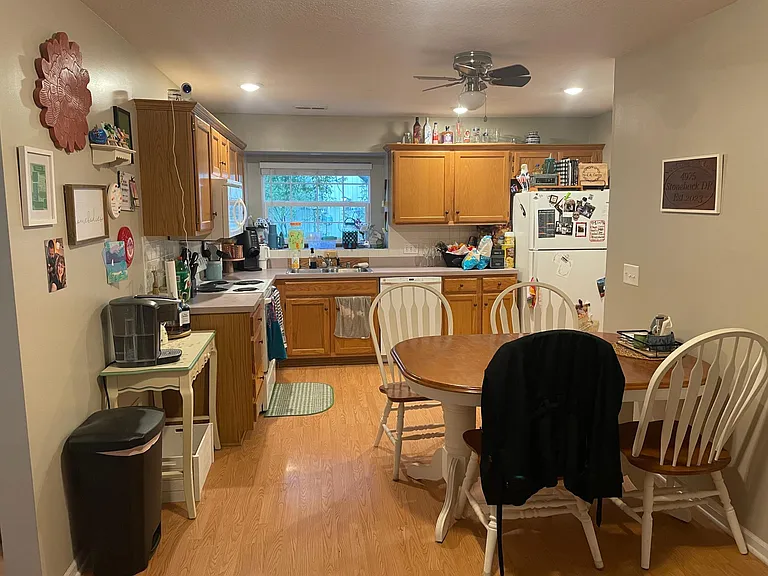 4975 Stoneback Dr — Photo 3
