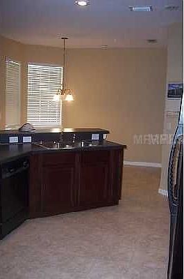 4th image of 166 Magnolia Park Trl