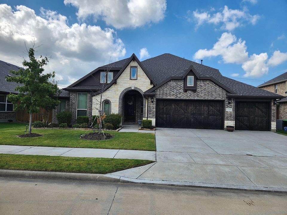 1st image of 1708 Grady Ln