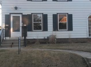 4432 N Murray Ave, Shorewood, WI 53211