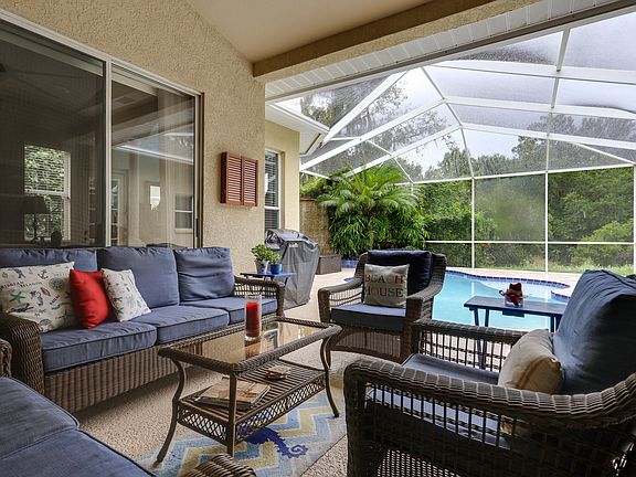 FISHHAWK RANCH POOL HOME!!