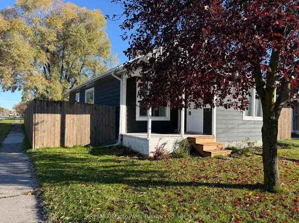 600 Church St, Fort Frances, ON P9A 1E6