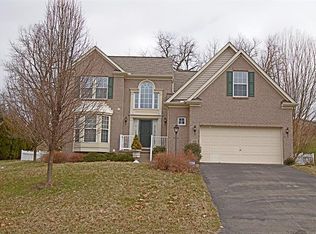 306 Fox Meadows Ct, Glenshaw, PA 15116