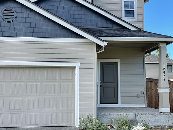 3rd image of 12622 NE 49th Way